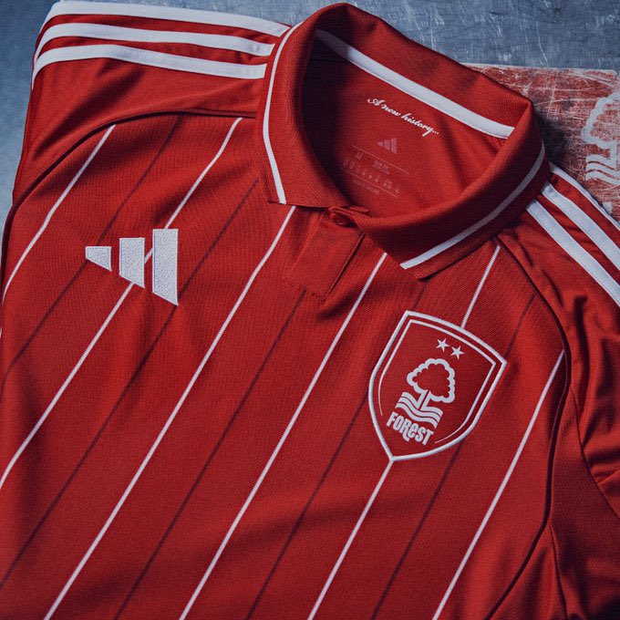 Maillot Nottingham Forest Domicile 2025 2026